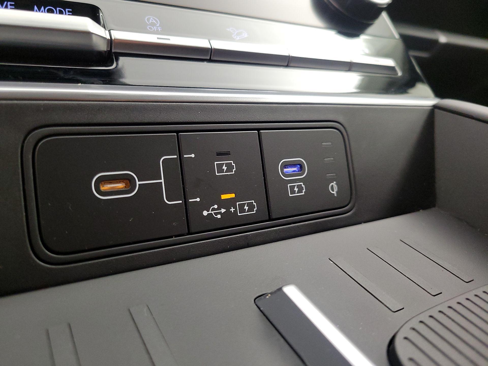 Thumbnail: 2025 Hyundai Santa Fe - 18