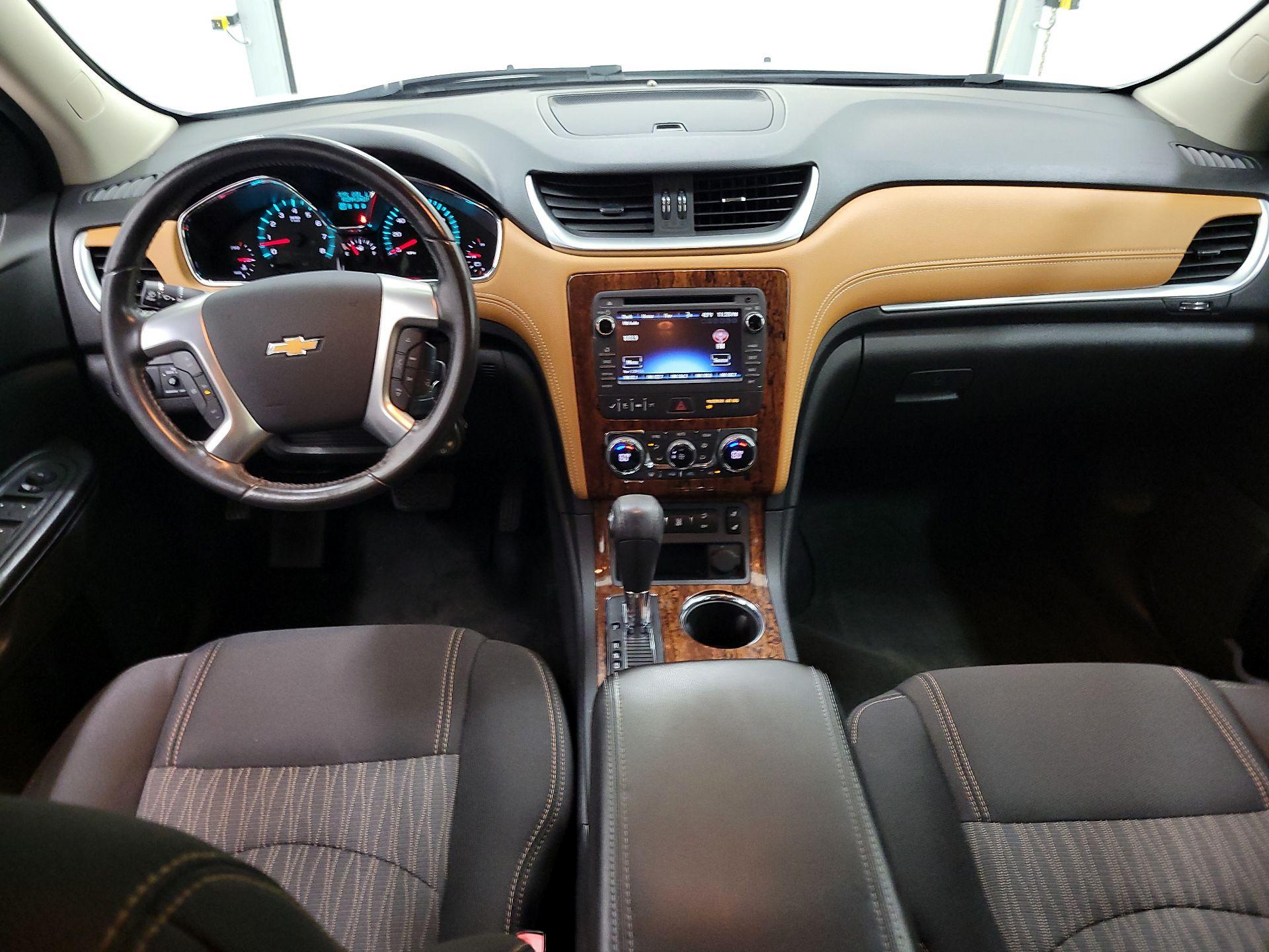Thumbnail: 2014 Chevrolet Traverse - 9