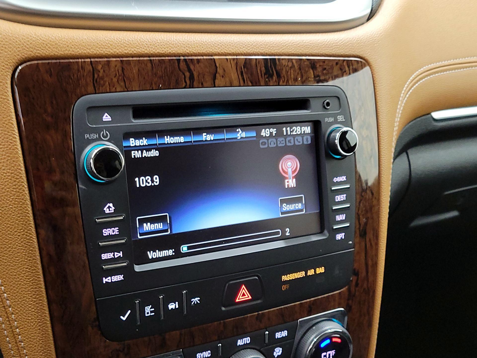 Thumbnail: 2014 Chevrolet Traverse - 15