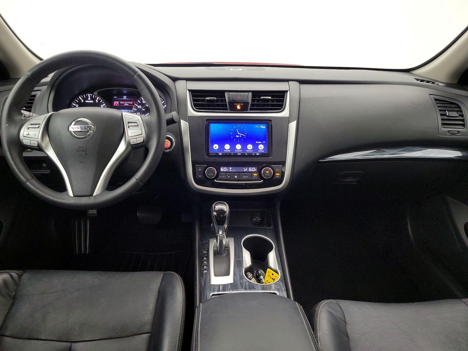 Thumbnail: 2018 Nissan Altima - 9