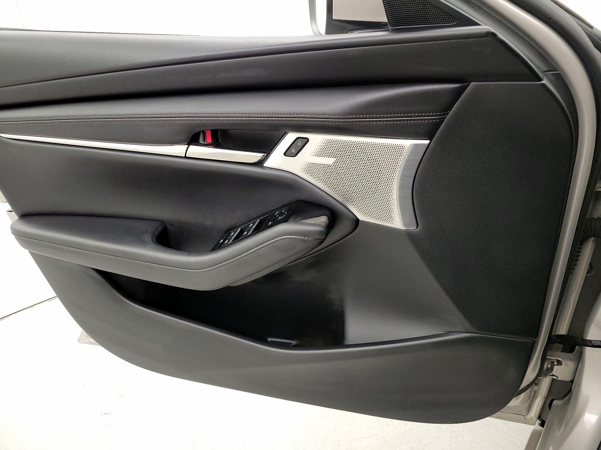 Thumbnail: 2023 Mazda Mazda3 - 12