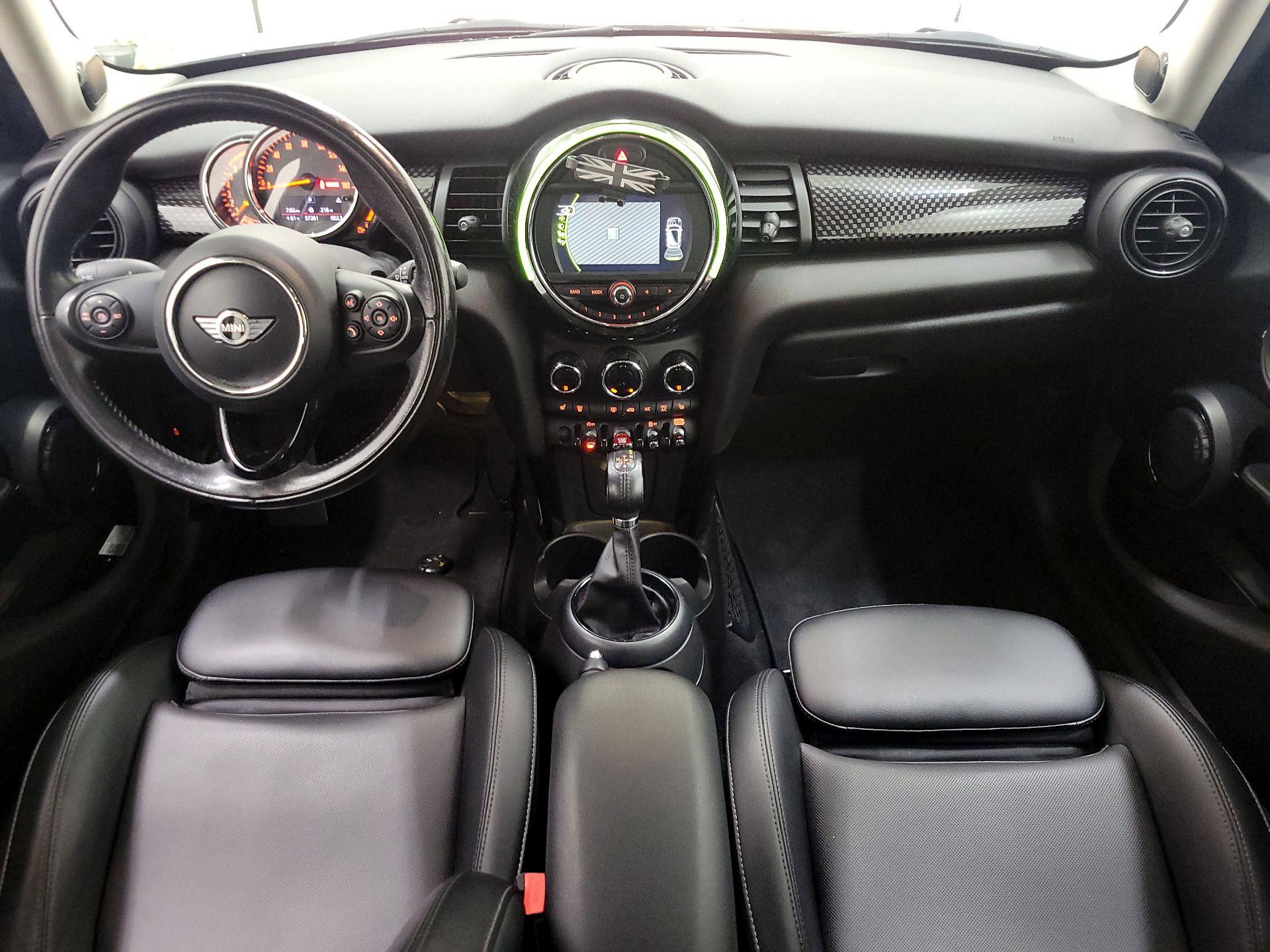 Thumbnail: 2018 MINI Cooper Hardtop - 9