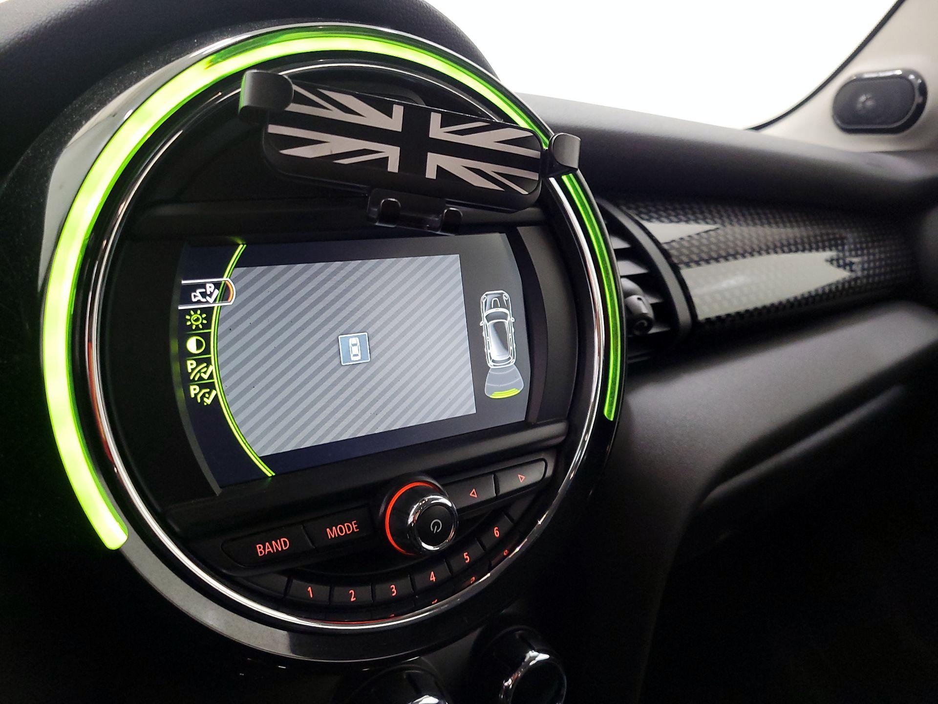 Thumbnail: 2018 MINI Cooper Hardtop - 14