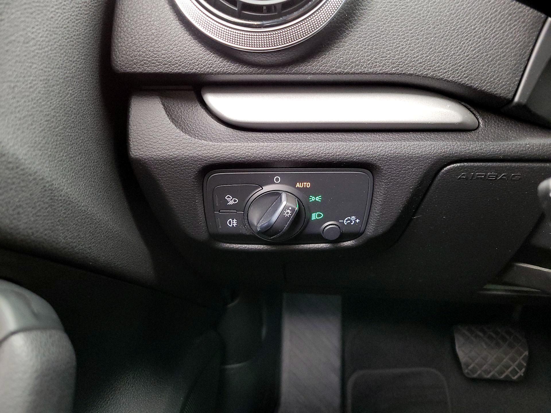 Thumbnail: 2018 Audi A3 - 13