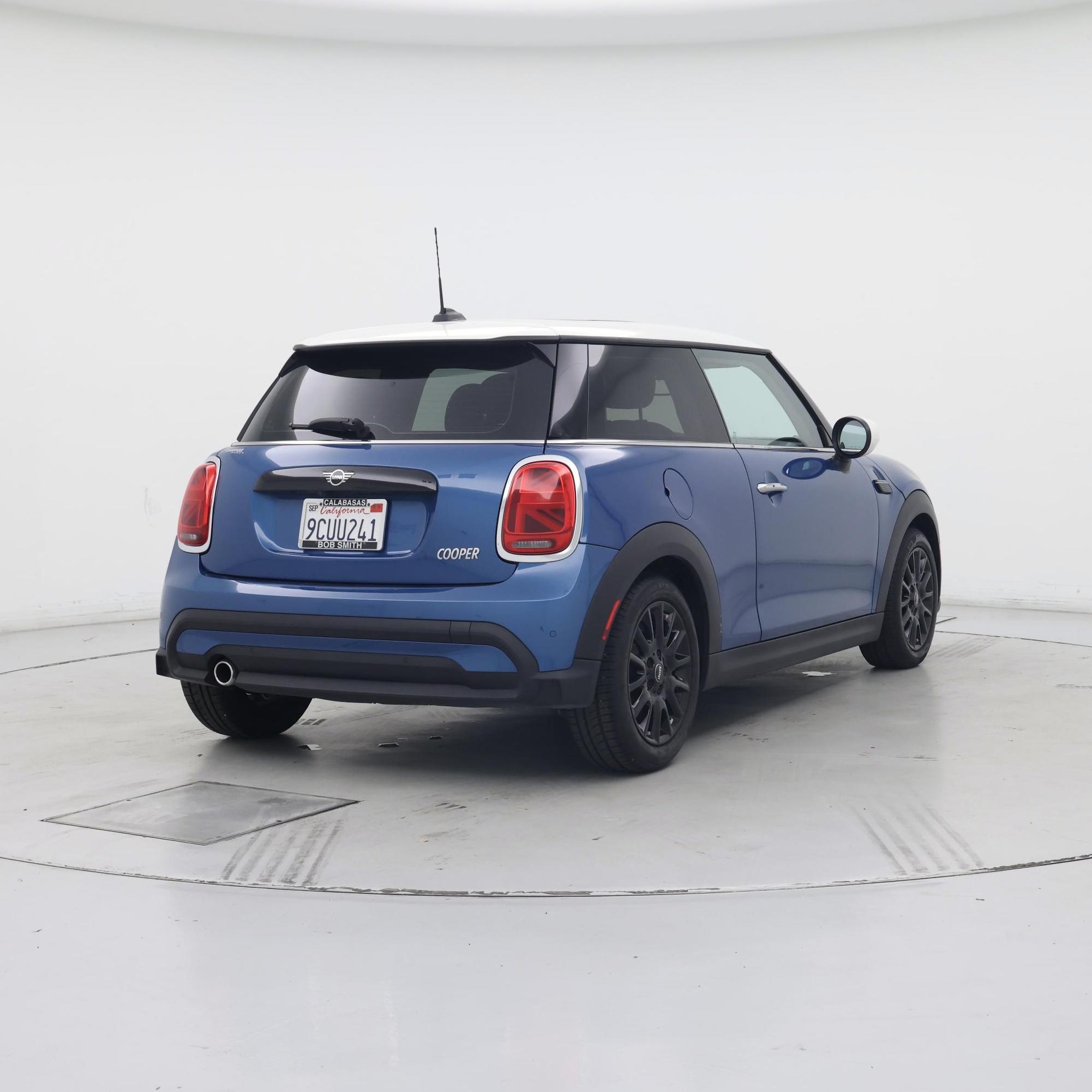 Thumbnail: 2023 MINI Cooper Hardtop - 8