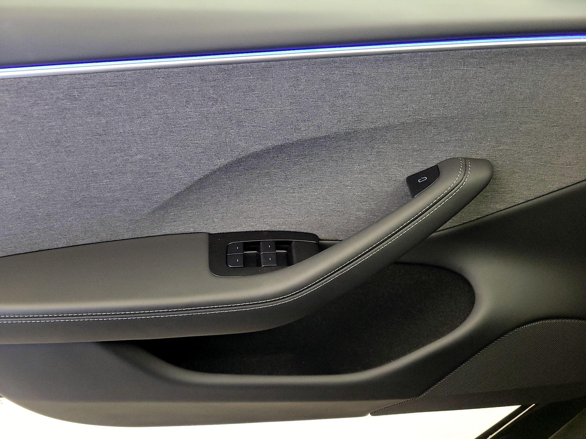 Thumbnail: 2024 Tesla Model 3 - 12