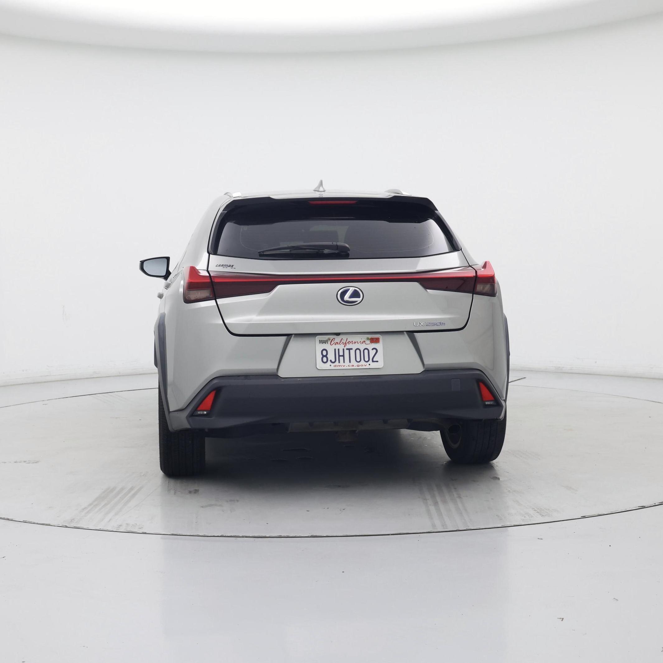 Thumbnail: 2019 Lexus UX - 6