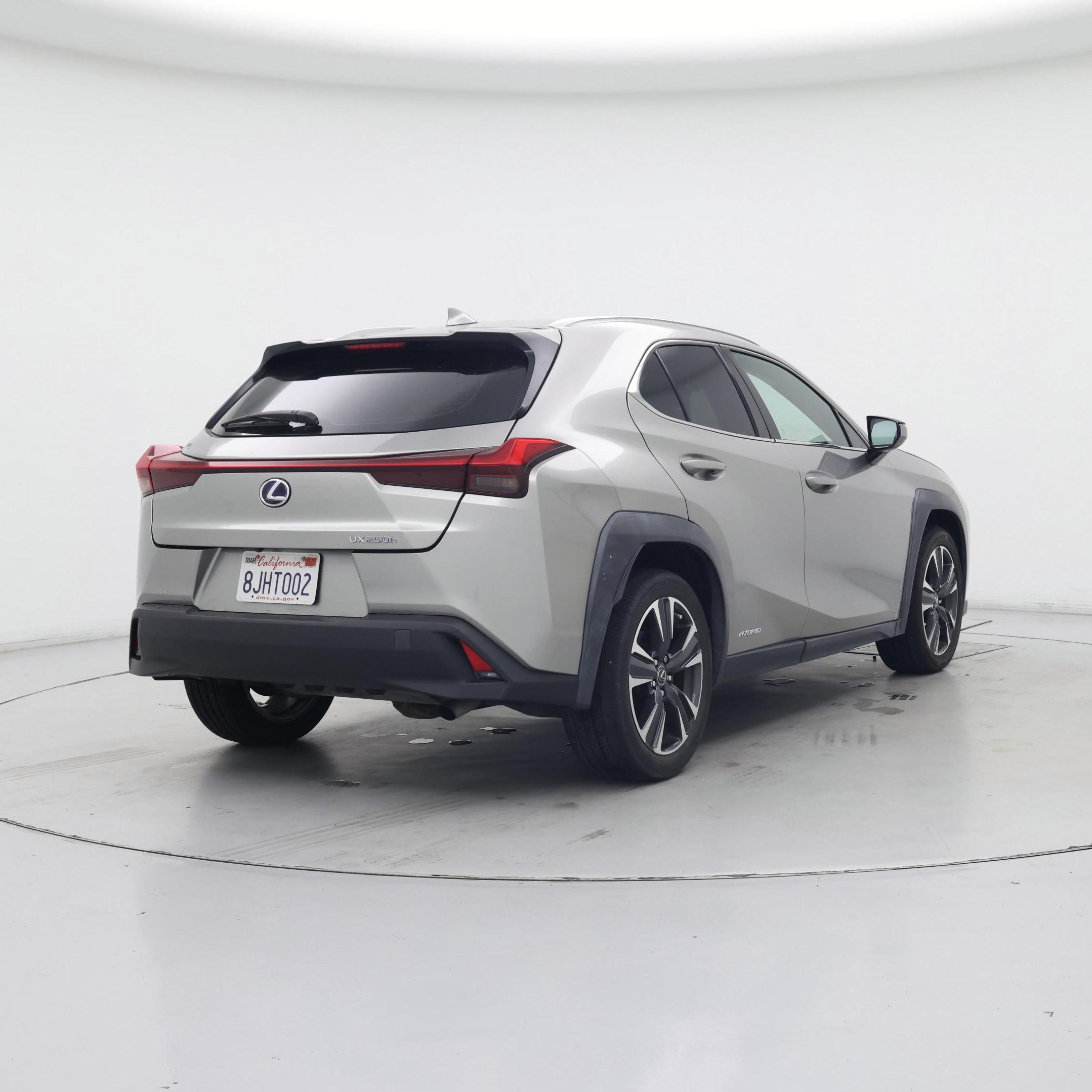 Thumbnail: 2019 Lexus UX - 8