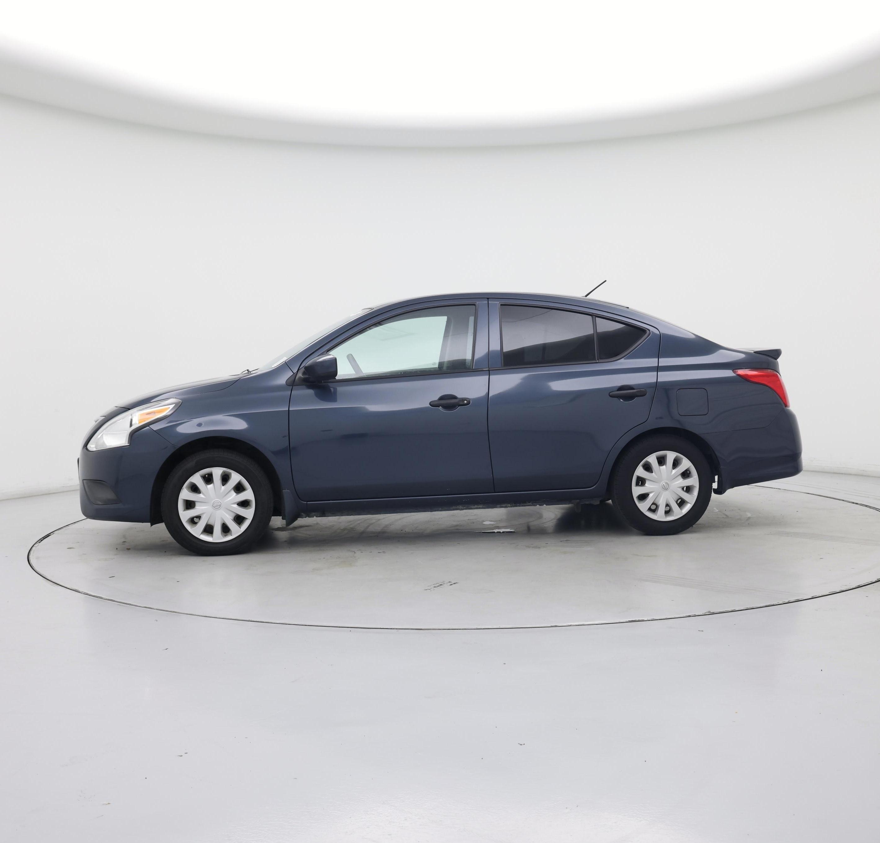 Thumbnail: 2016 Nissan Versa - 3