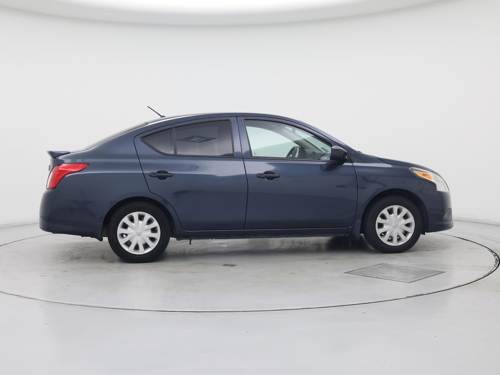 2016 Nissan Versa Sedan S Plus - Photo 8