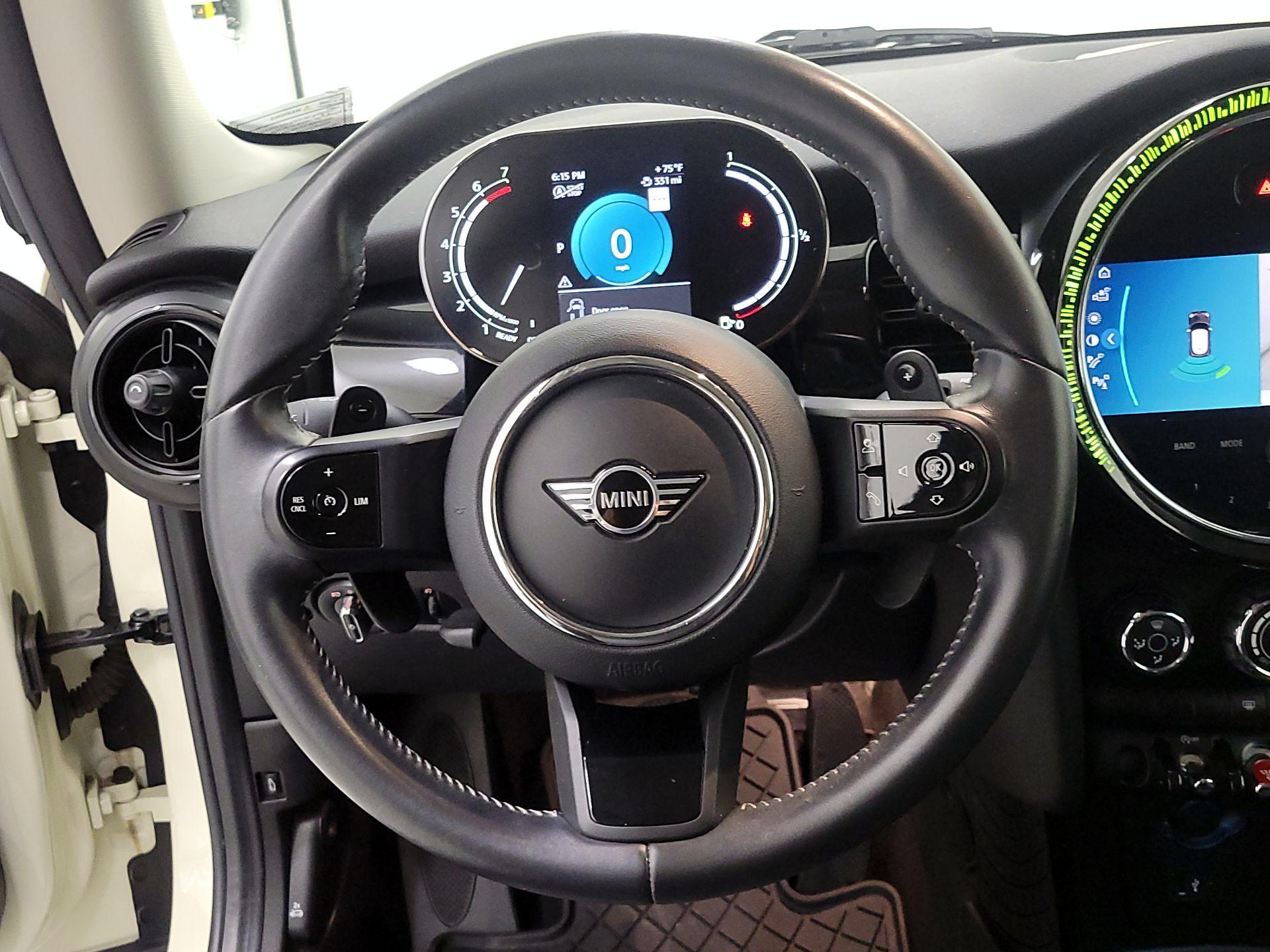 Thumbnail: 2022 MINI Cooper Hardtop - 10
