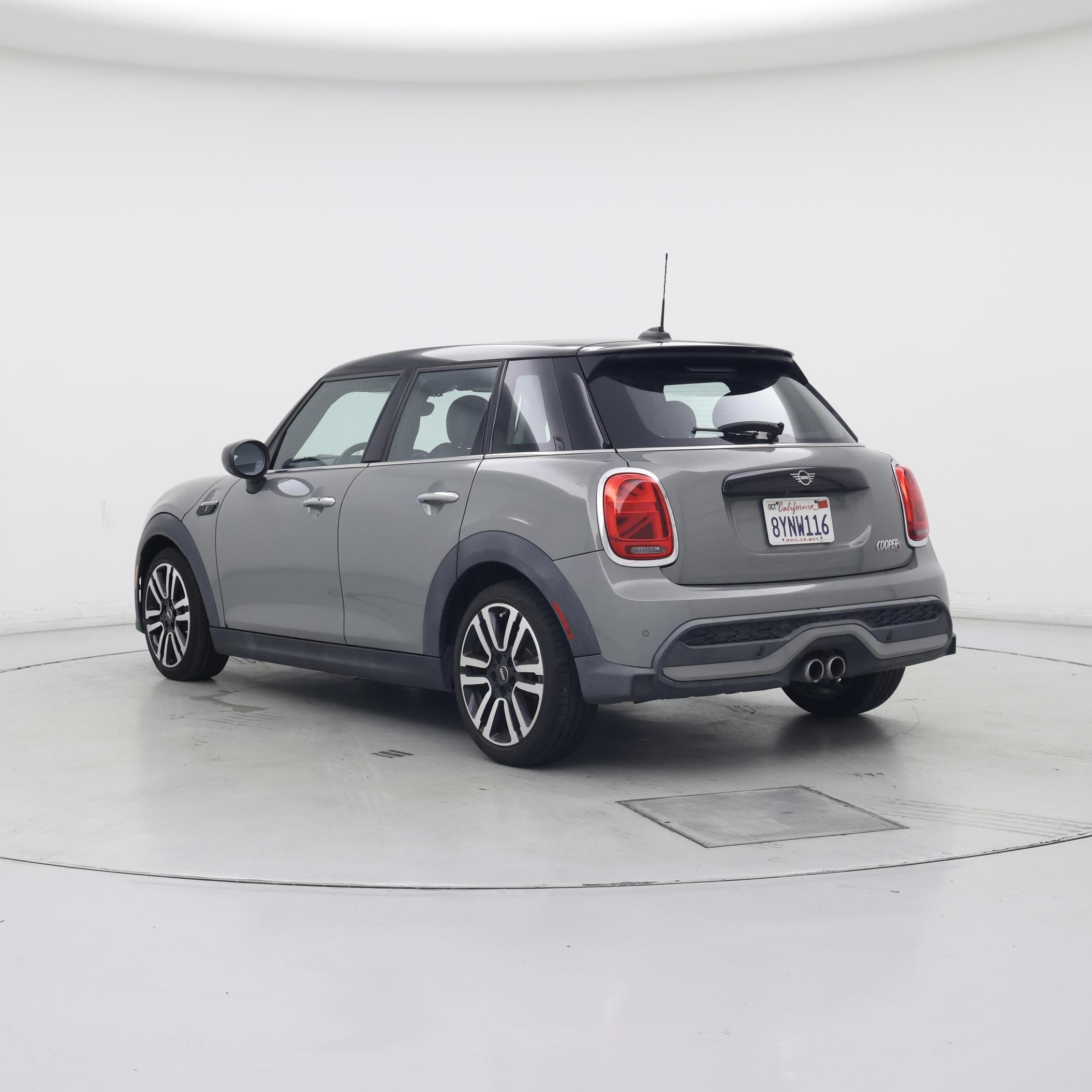 Thumbnail: 2022 MINI Cooper Hardtop - 2
