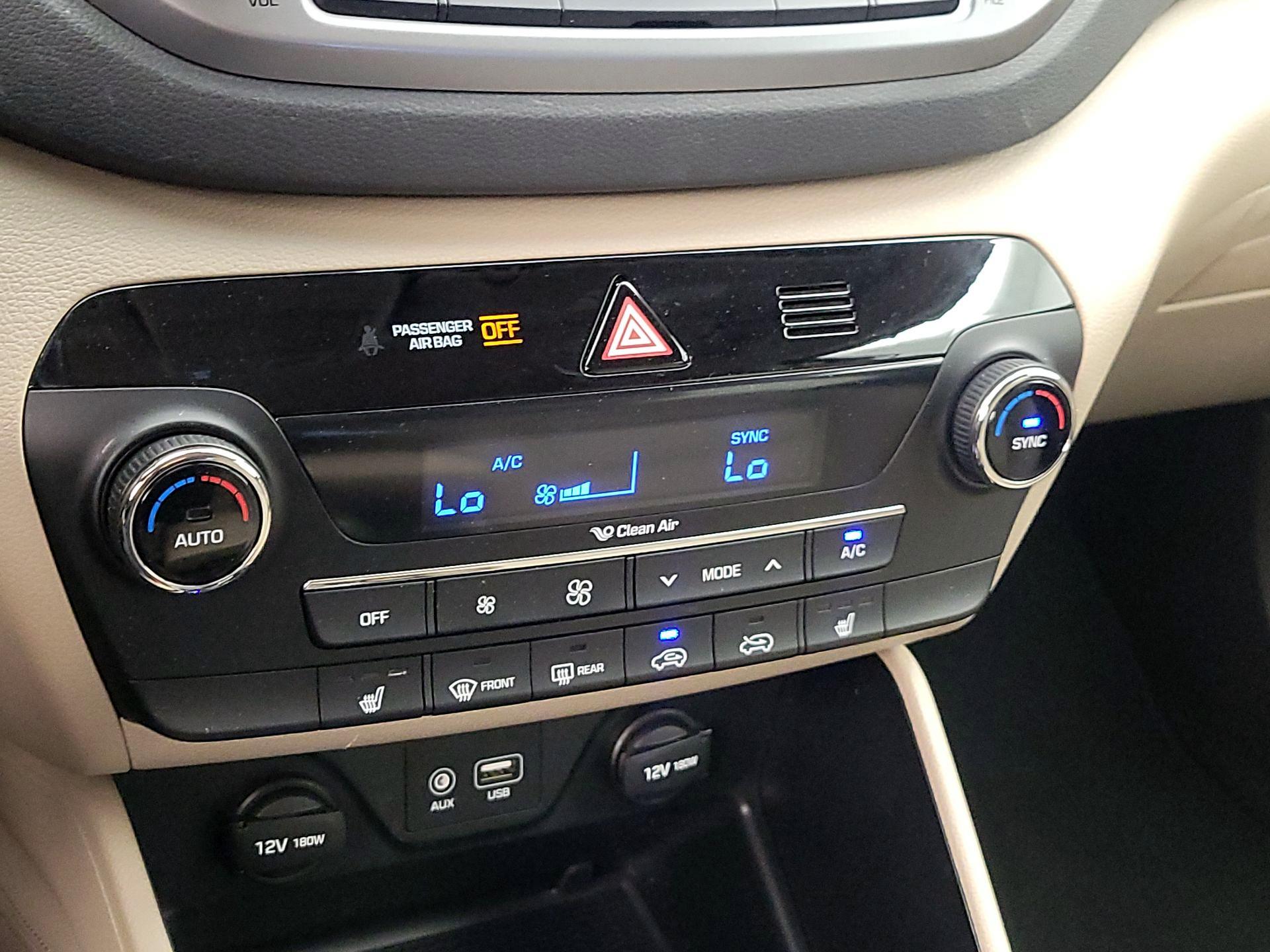 Thumbnail: 2016 Hyundai Tucson - 17