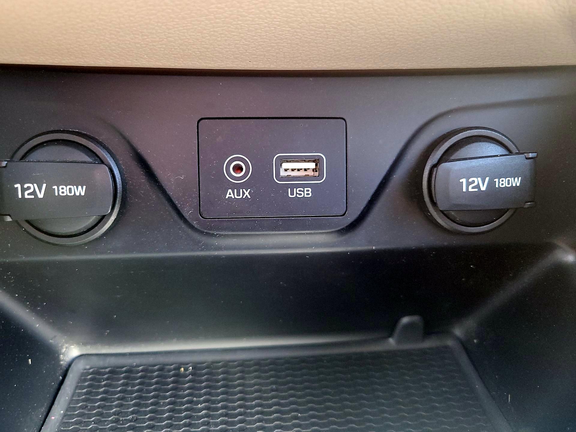 Thumbnail: 2016 Hyundai Tucson - 19