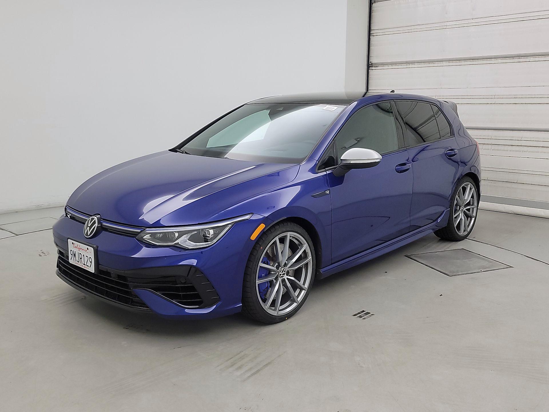 Thumbnail: 2024 Volkswagen Golf - 3