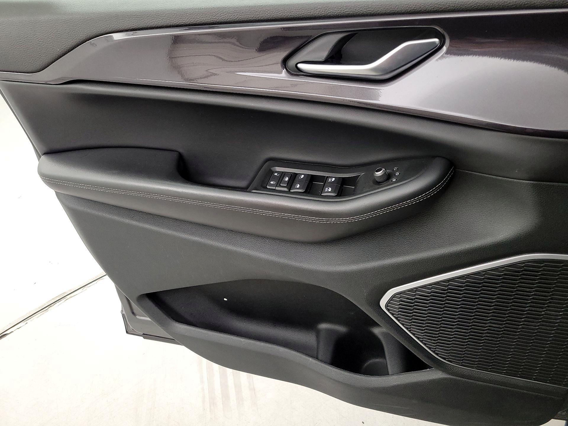 Thumbnail: 2021 Jeep Grand Cherokee L - 10