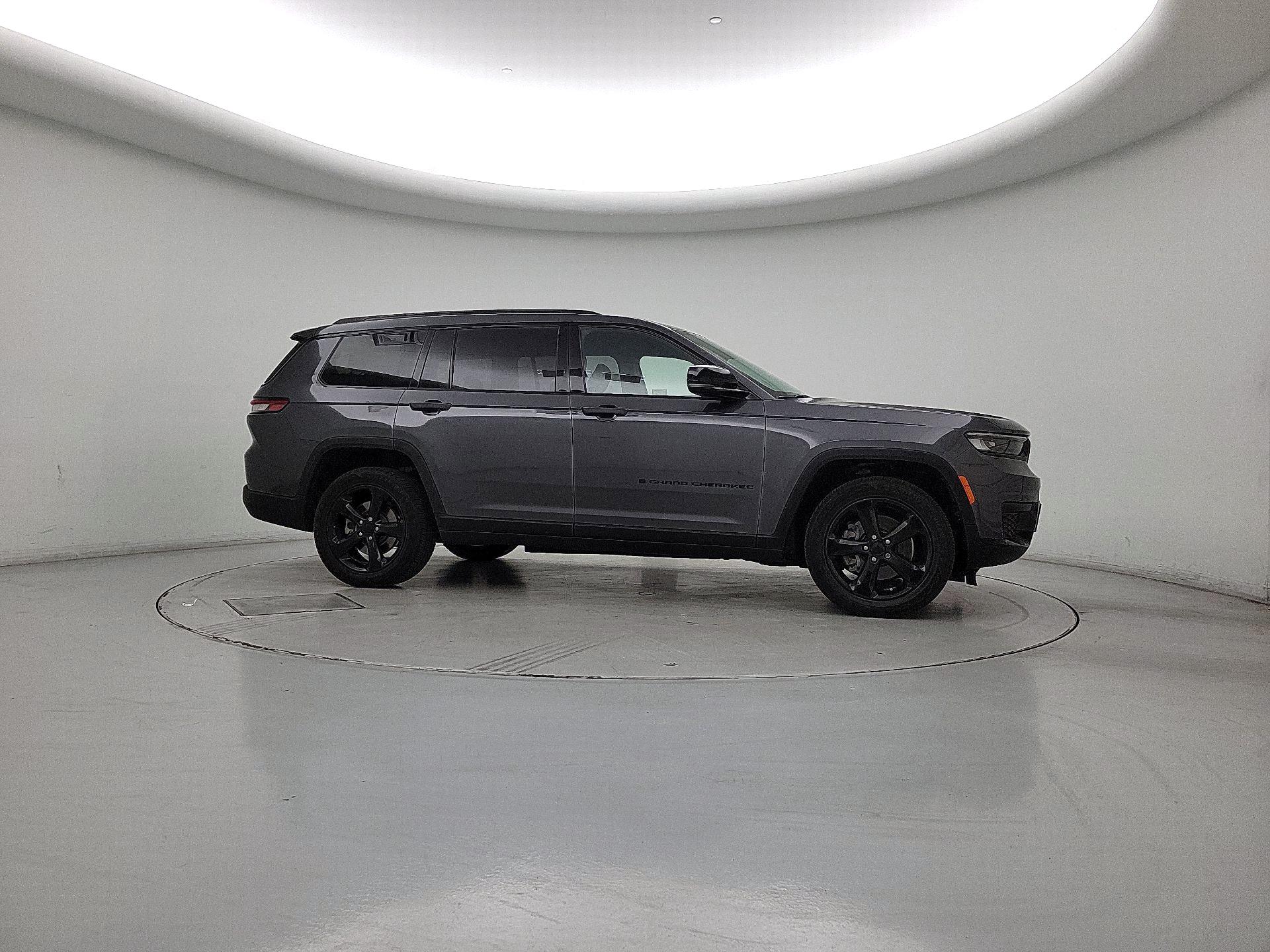 Thumbnail: 2021 Jeep Grand Cherokee L - 4