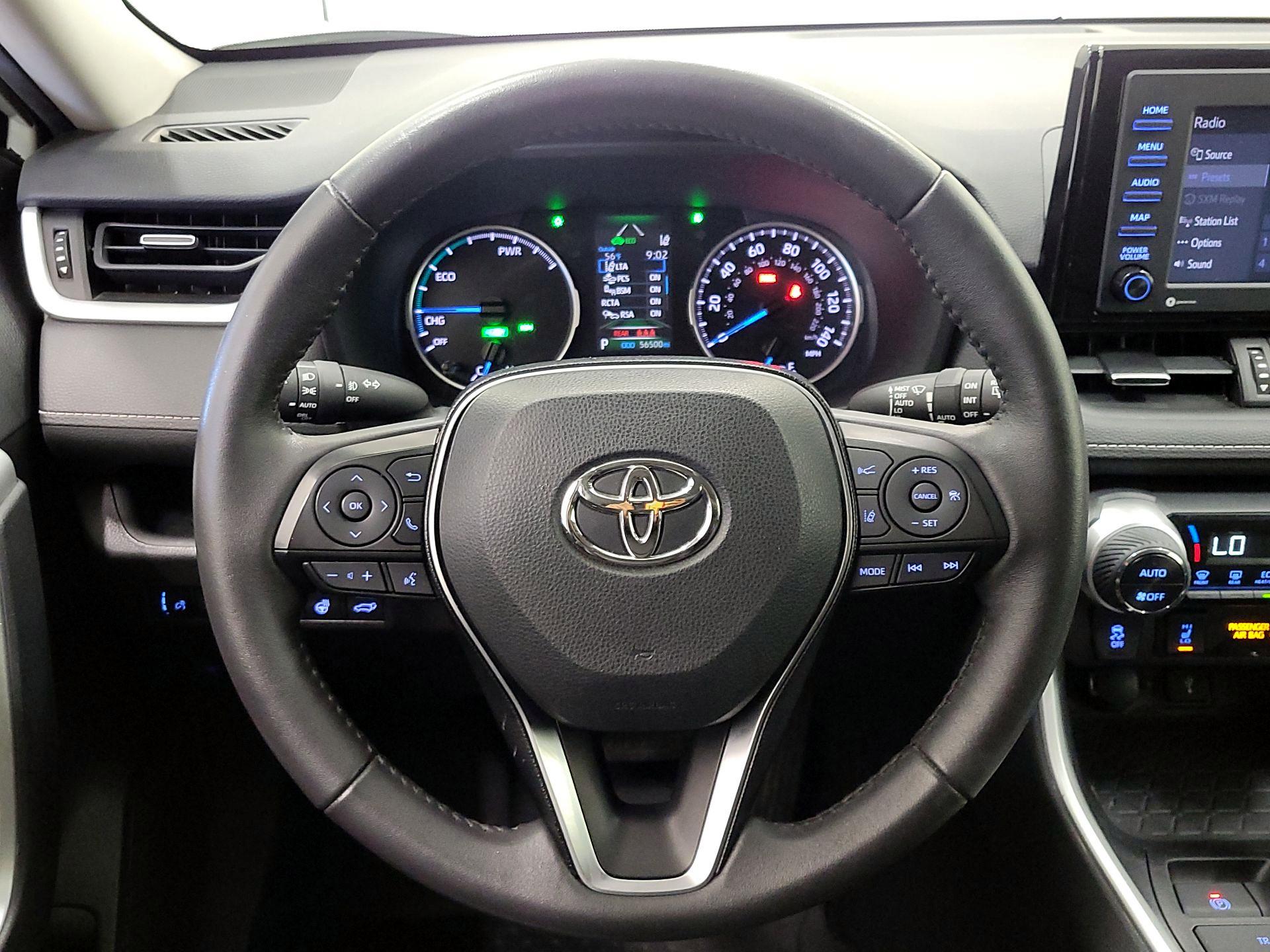 Thumbnail: 2021 Toyota RAV4 - 10