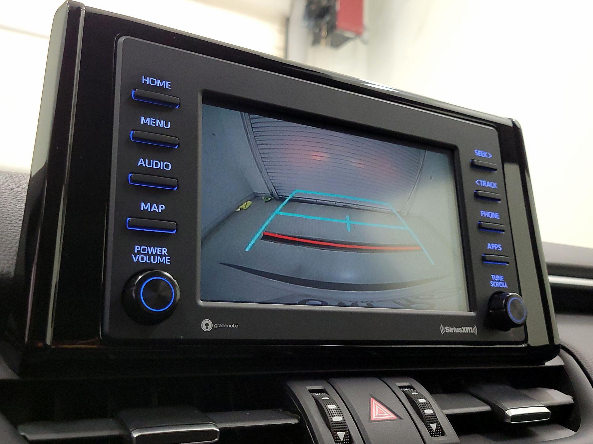 Thumbnail: 2021 Toyota RAV4 - 14