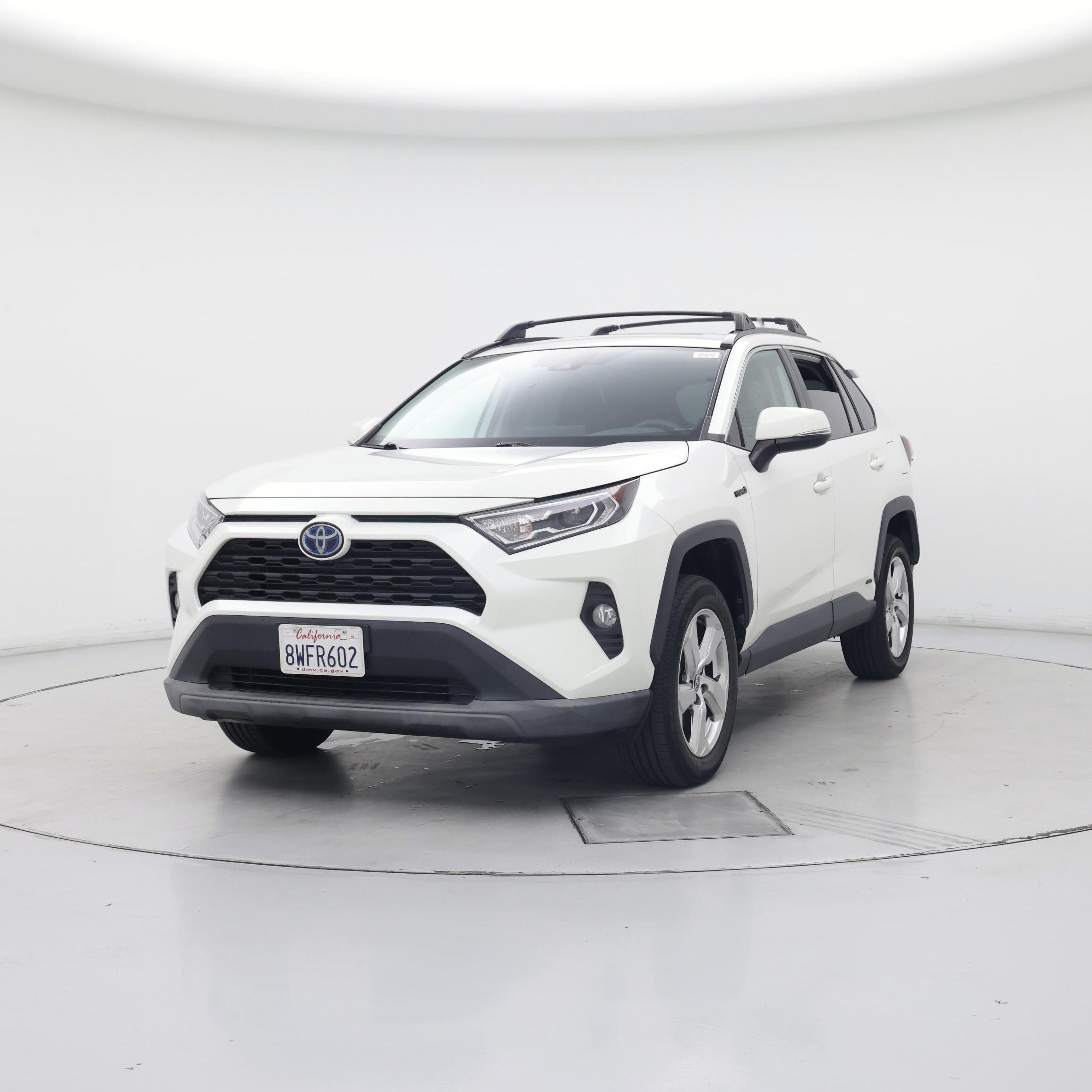 Thumbnail: 2021 Toyota RAV4 - 4