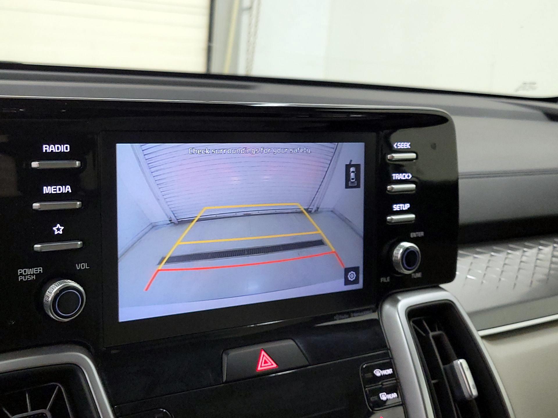 Thumbnail: 2021 Kia Sorento - 14