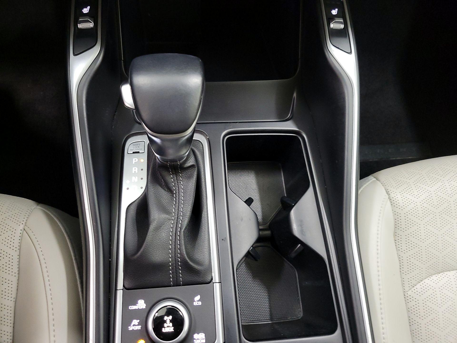 Thumbnail: 2021 Kia Sorento - 17