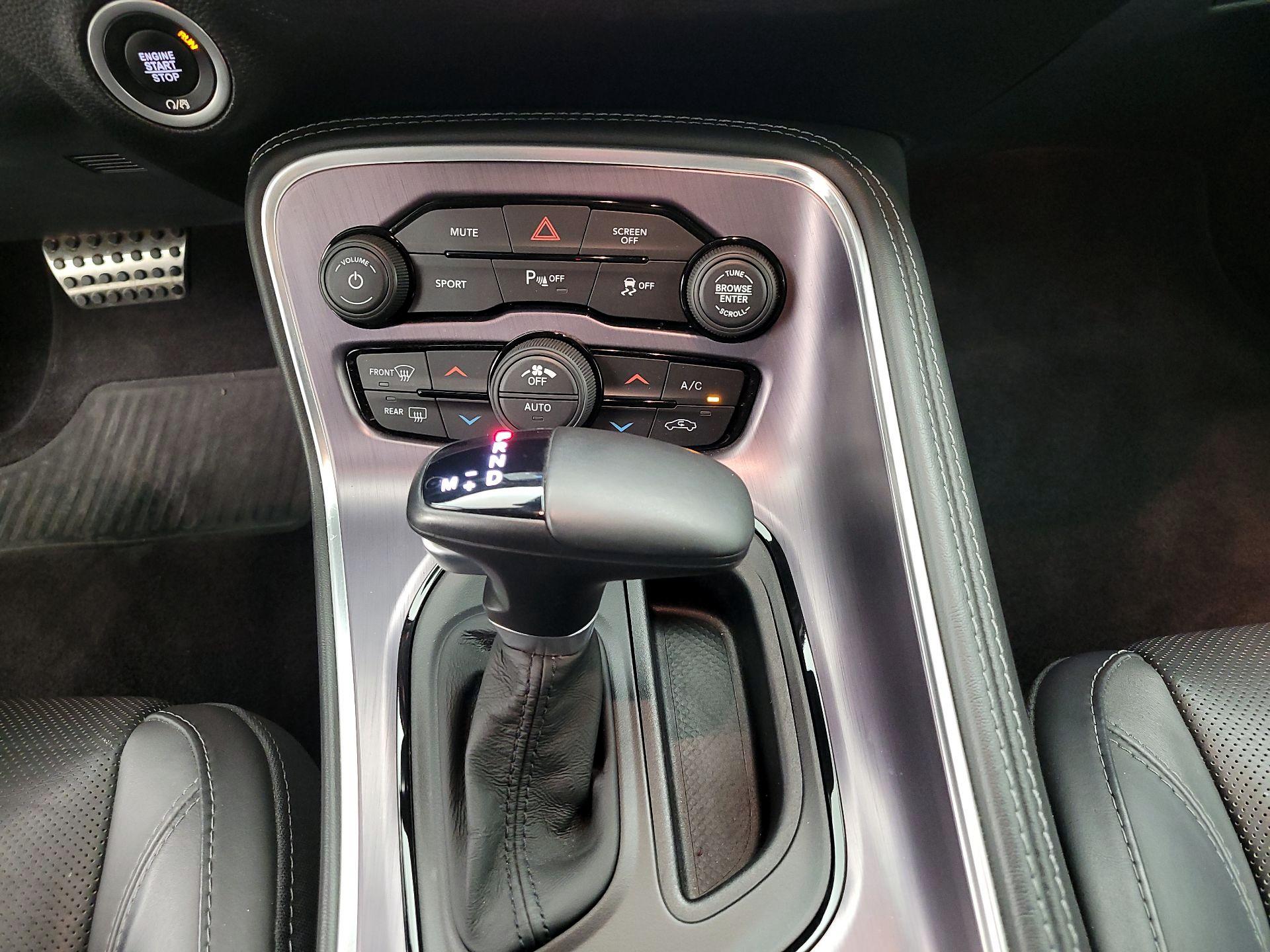 Thumbnail: 2018 Dodge Challenger - 15