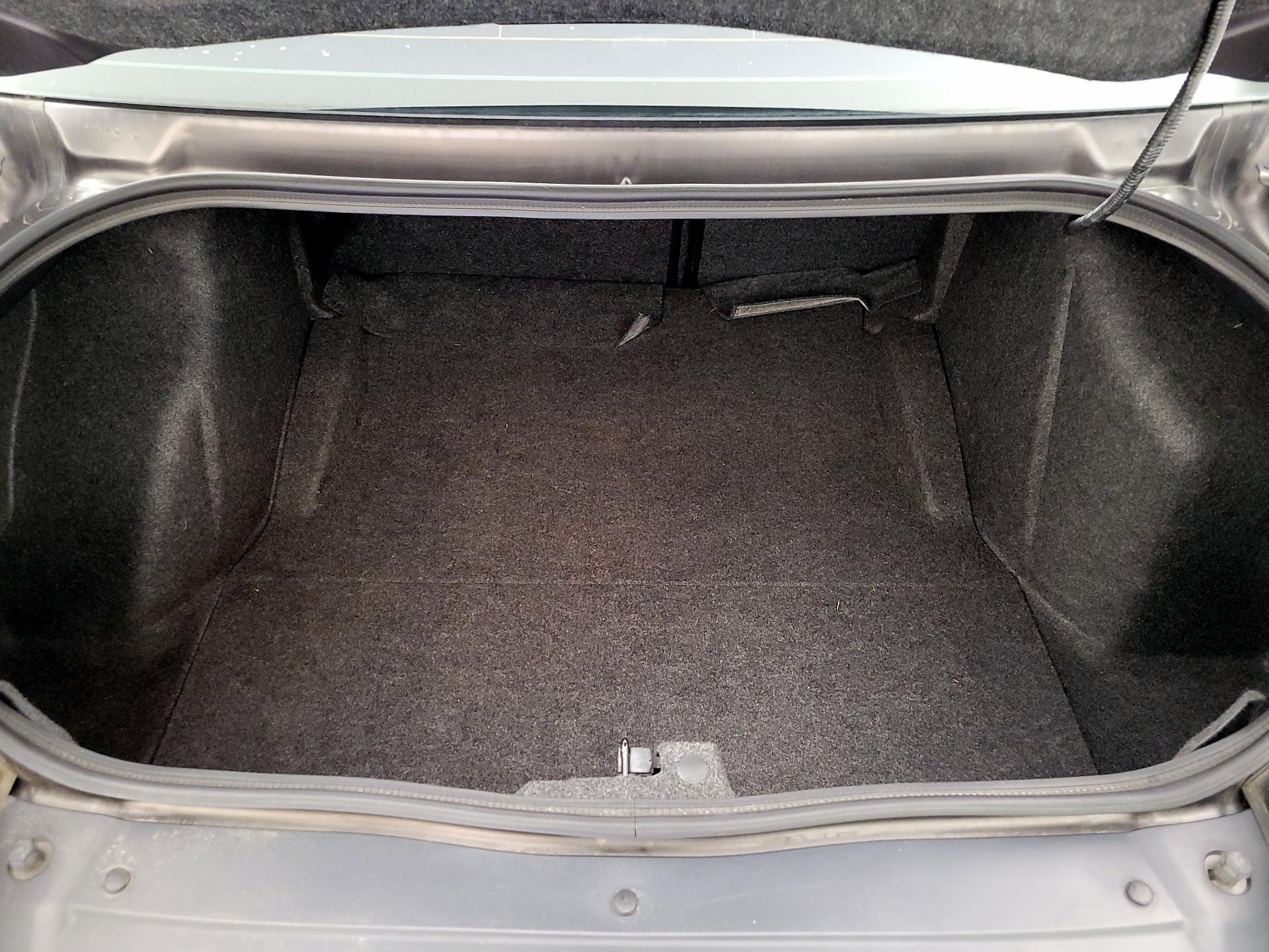 Thumbnail: 2018 Dodge Challenger - 17