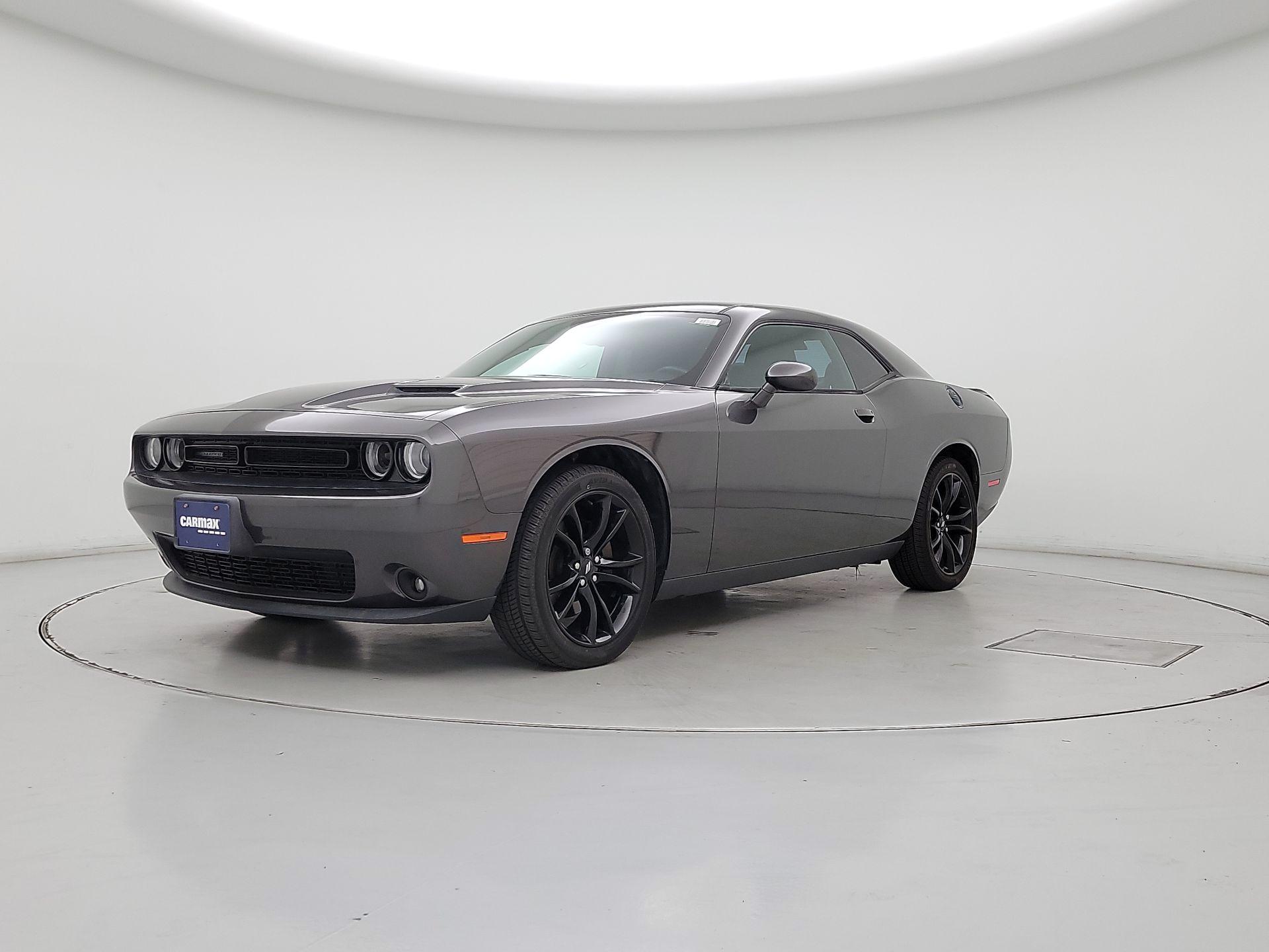 Thumbnail: 2018 Dodge Challenger - 3