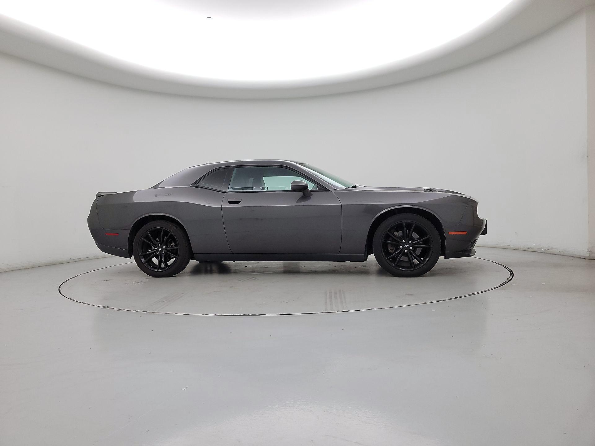 Thumbnail: 2018 Dodge Challenger - 4