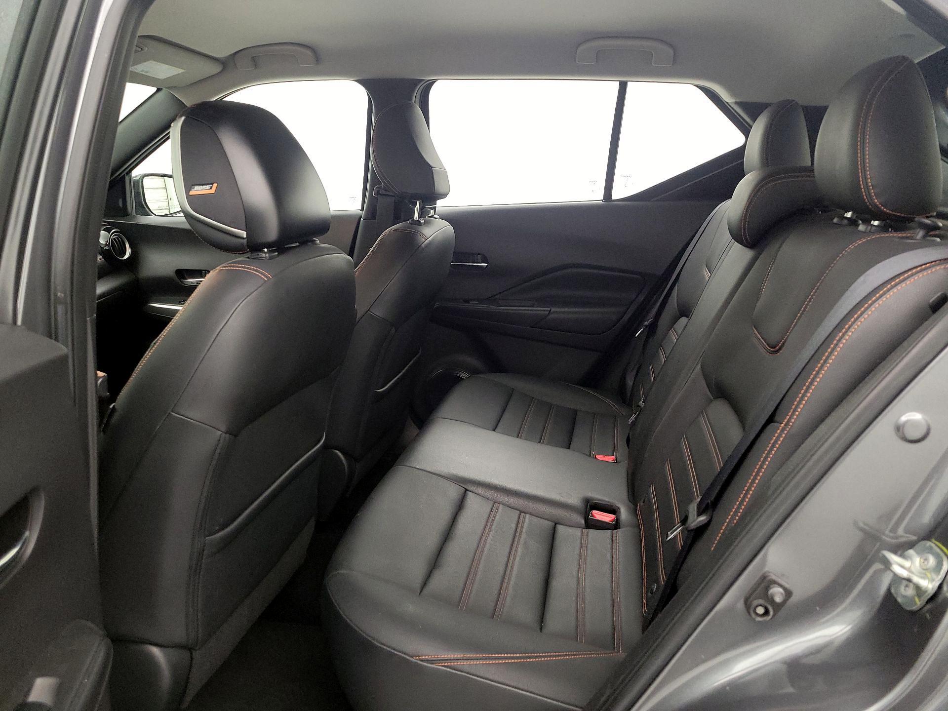 Thumbnail: 2019 Nissan Kicks - 17