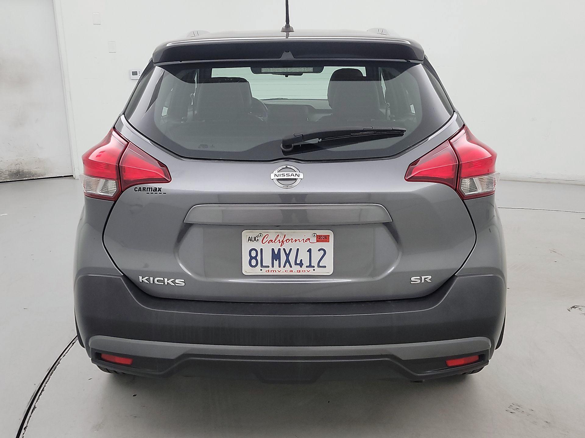 Thumbnail: 2019 Nissan Kicks - 6