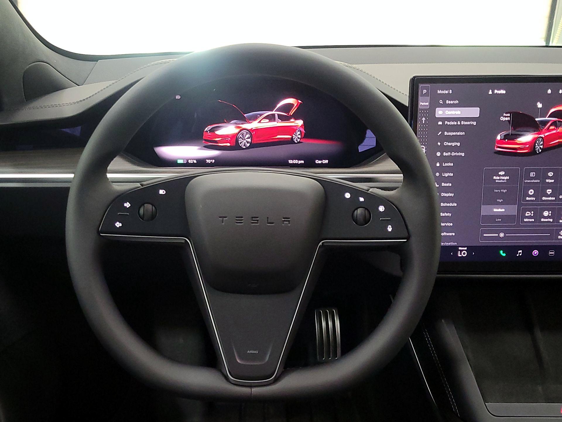 Thumbnail: 2023 Tesla Model S - 10