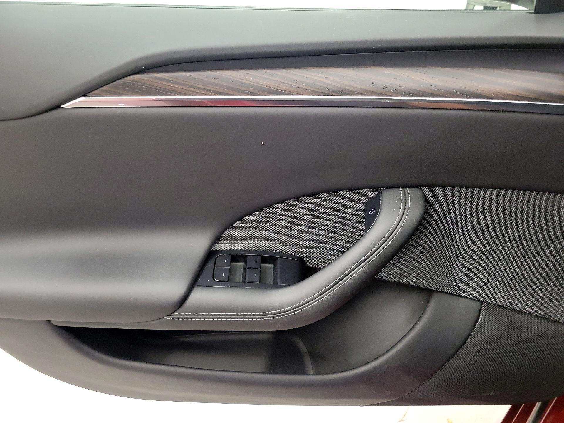 Thumbnail: 2023 Tesla Model S - 12