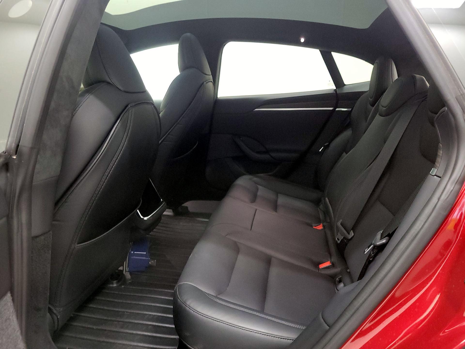 Thumbnail: 2023 Tesla Model S - 19