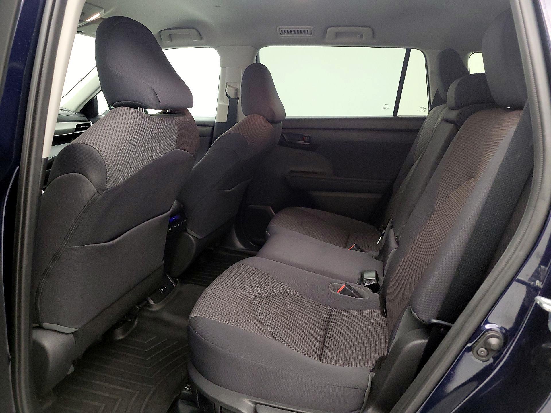 Thumbnail: 2020 Toyota Highlander - 17