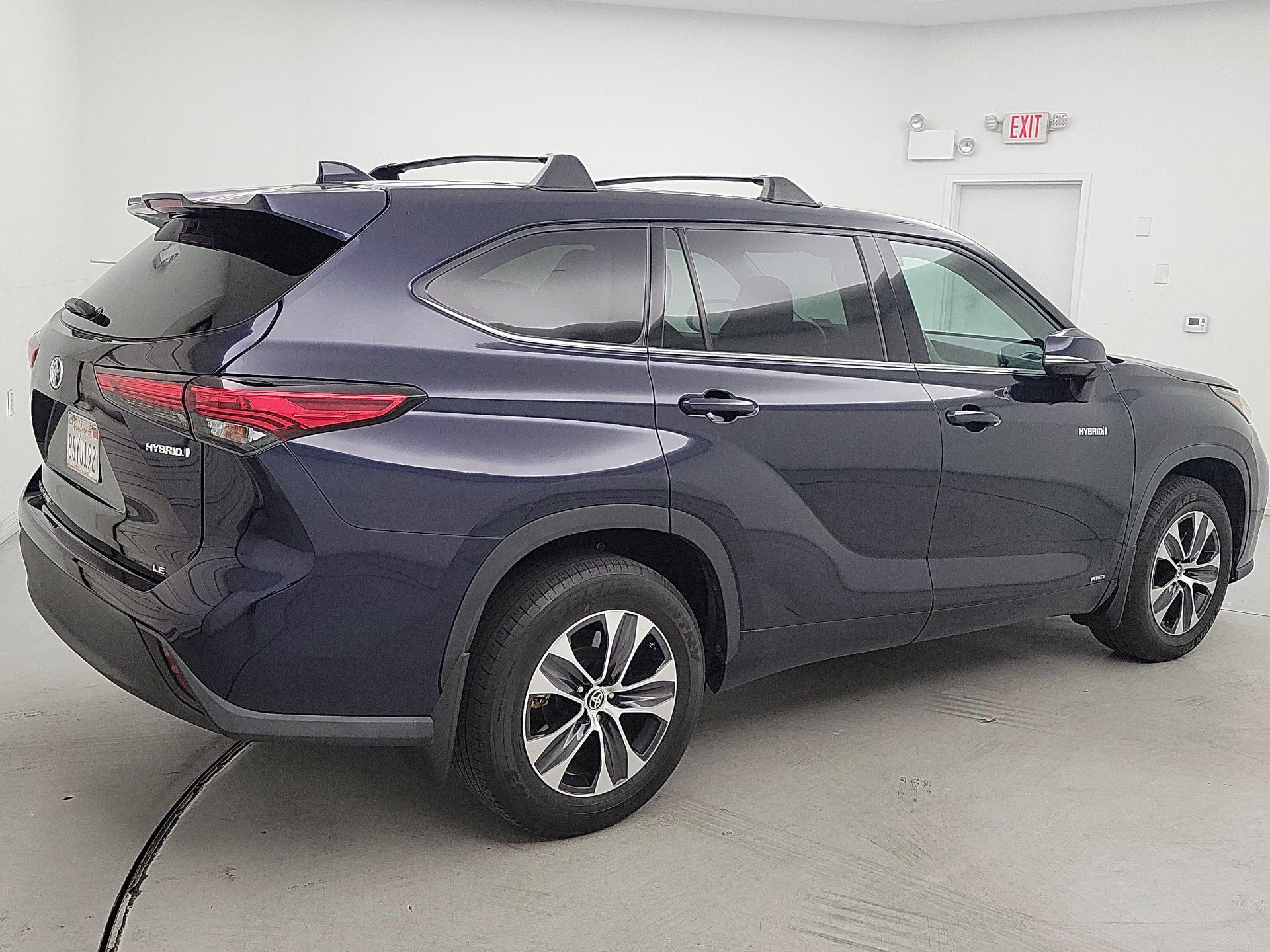 Thumbnail: 2020 Toyota Highlander - 5