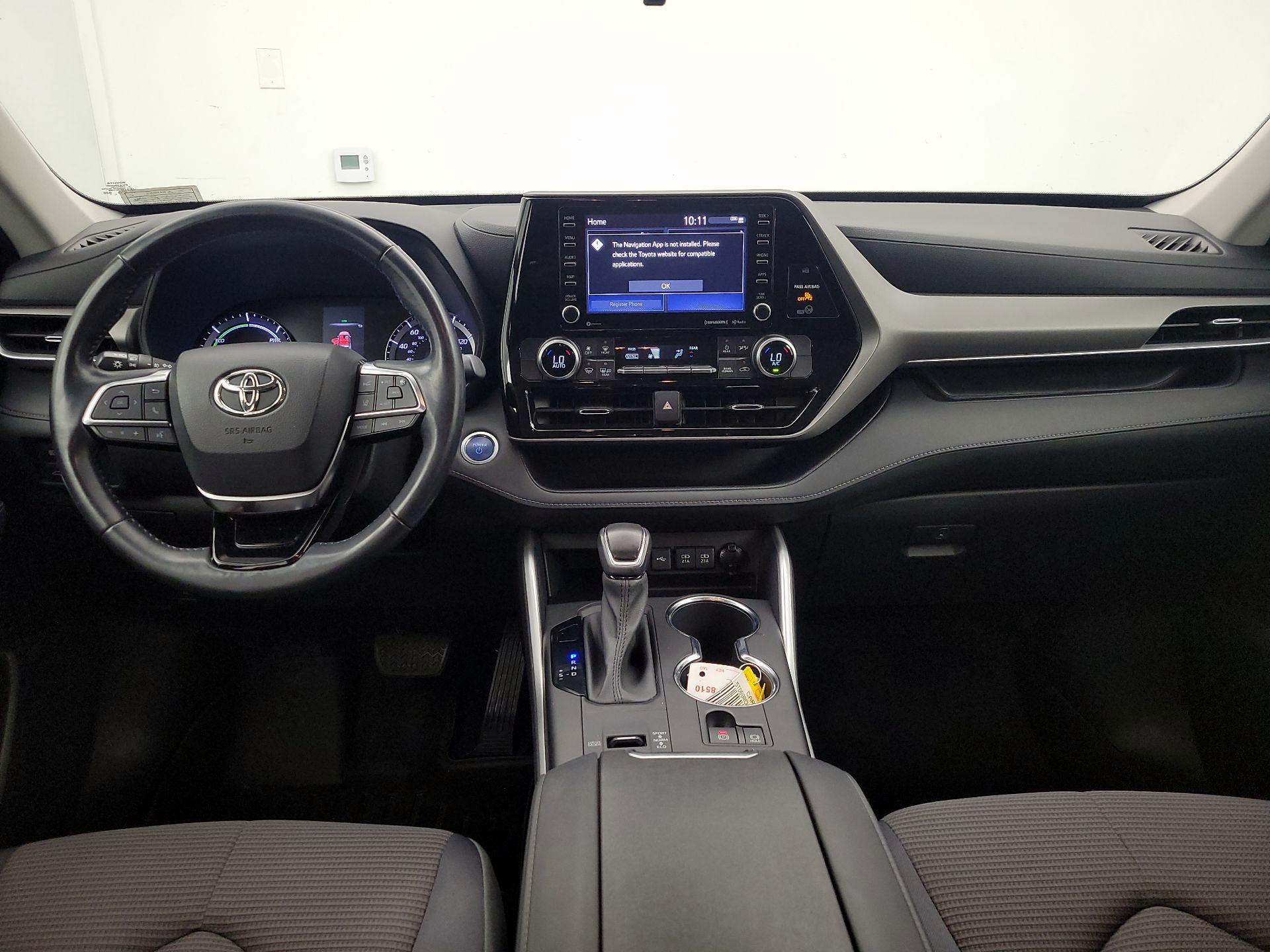 Thumbnail: 2020 Toyota Highlander - 8