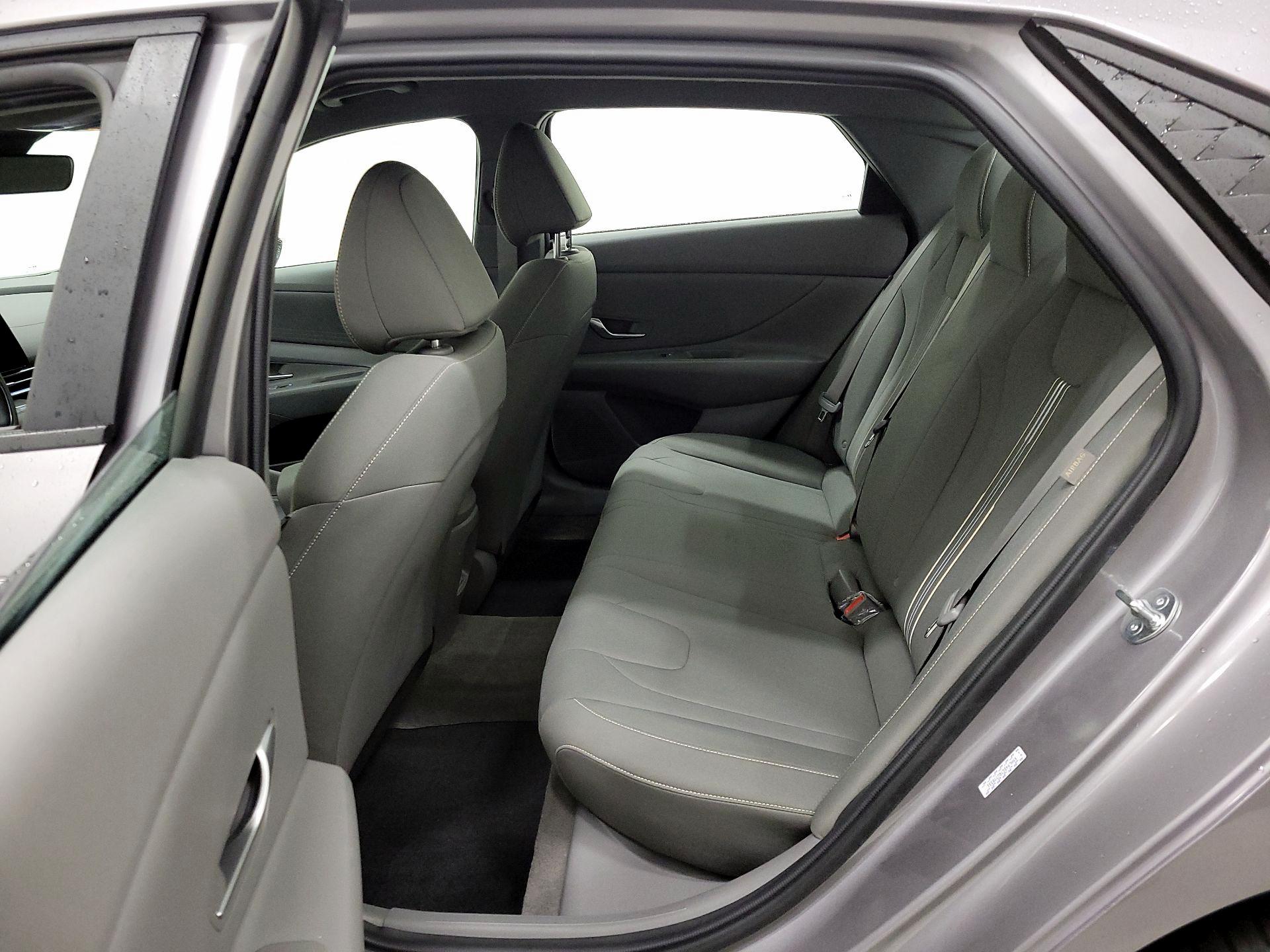 Thumbnail: 2024 Hyundai Elantra - 20