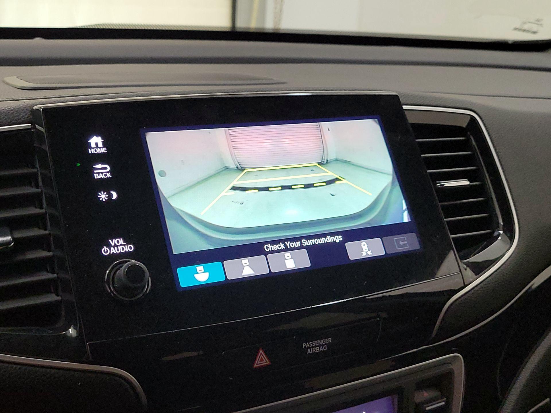 Thumbnail: 2019 Honda Pilot - 15