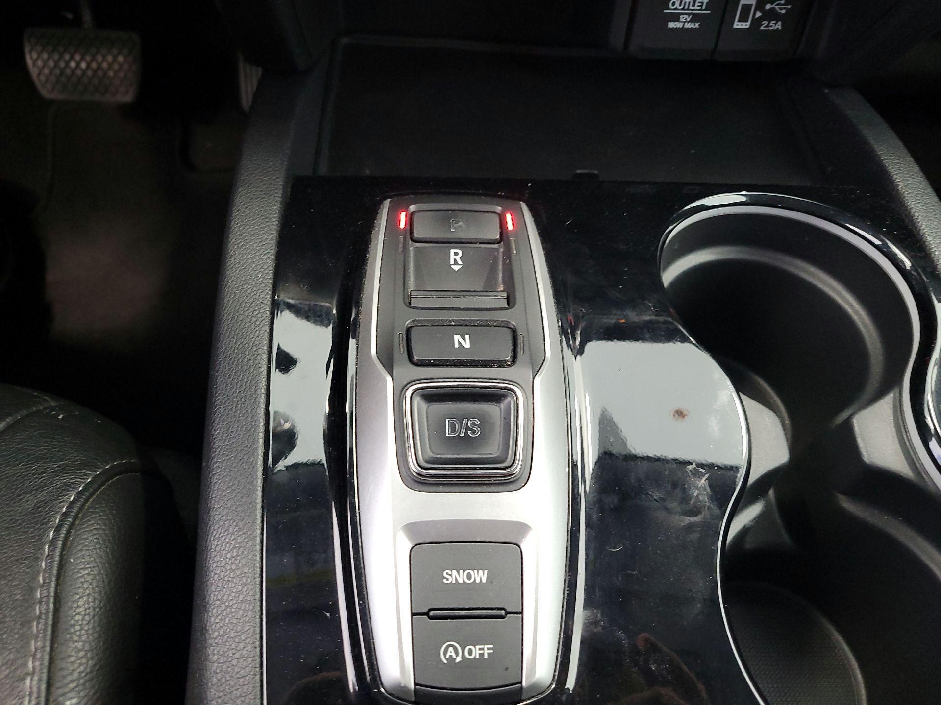 Thumbnail: 2019 Honda Pilot - 18