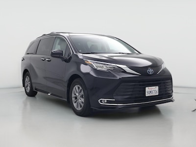 2022 Toyota Sienna Hybrid XLE