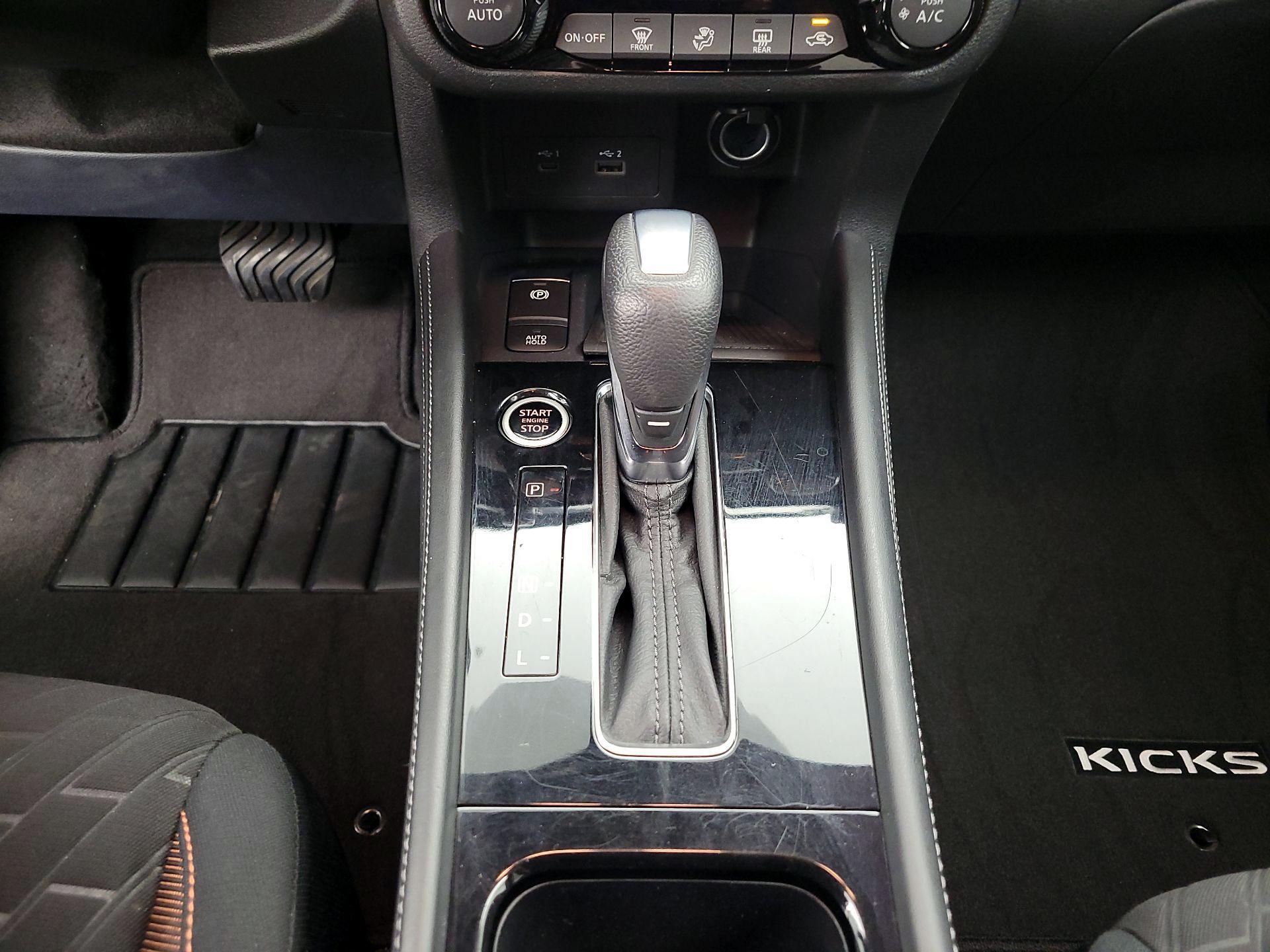 Thumbnail: 2021 Nissan Kicks - 16