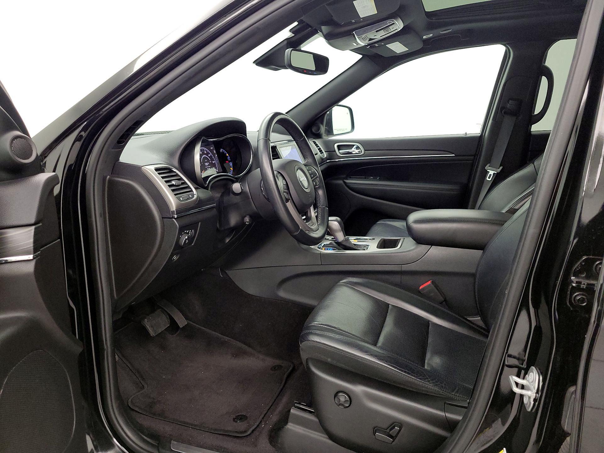 Thumbnail: 2019 Jeep Grand Cherokee - 11