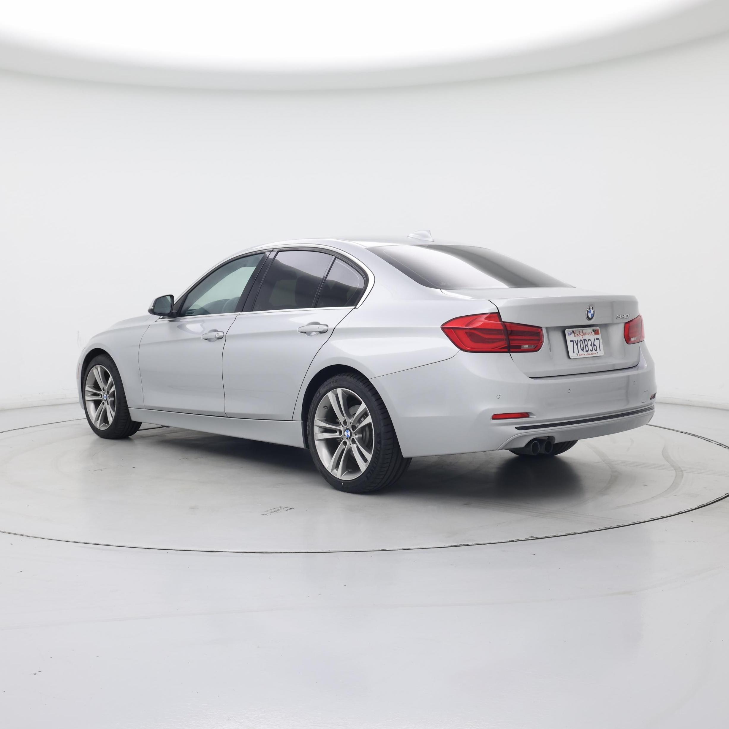 Thumbnail: 2017 BMW 3 Series - 2