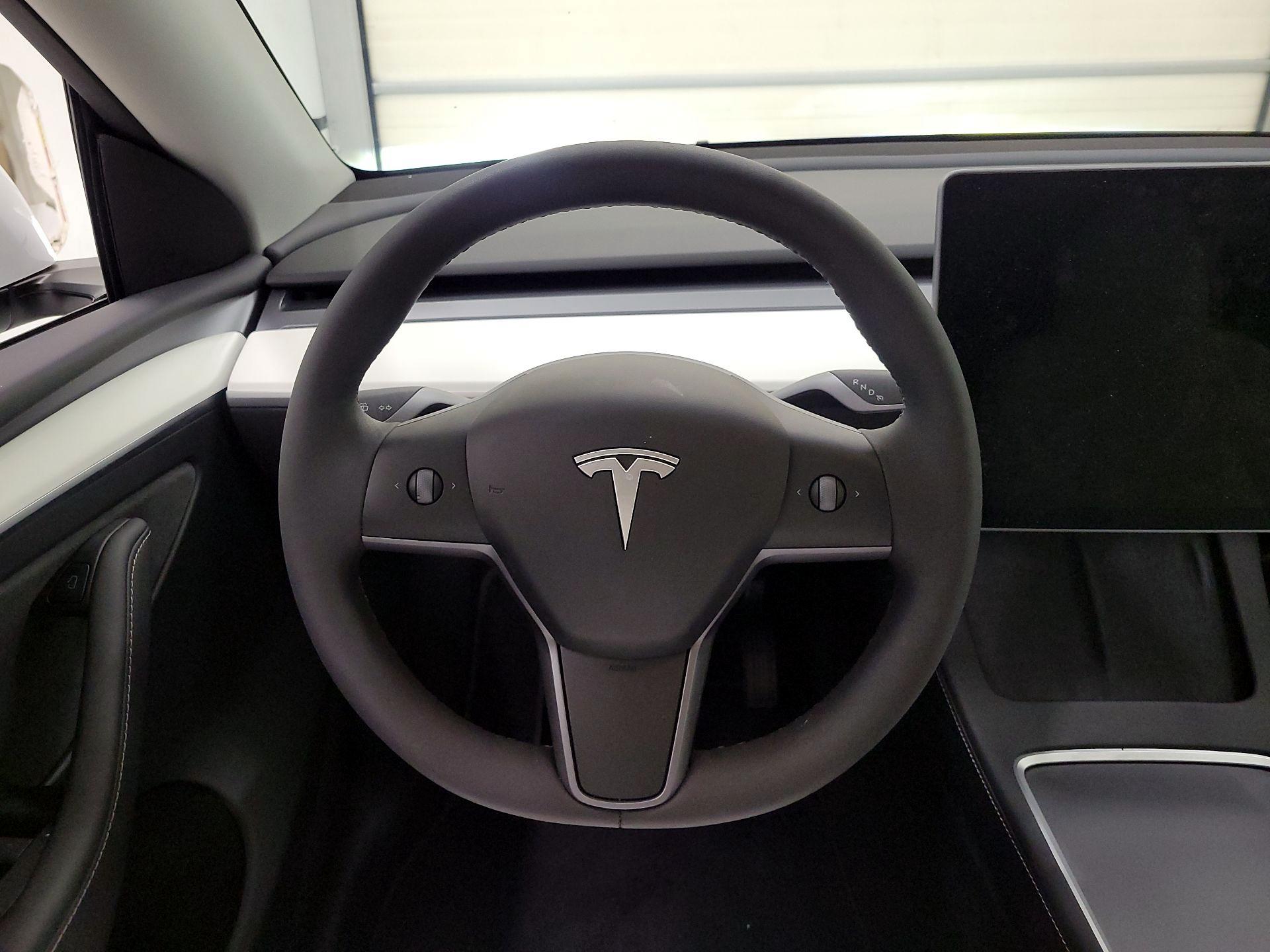 Thumbnail: 2024 Tesla Model Y - 10