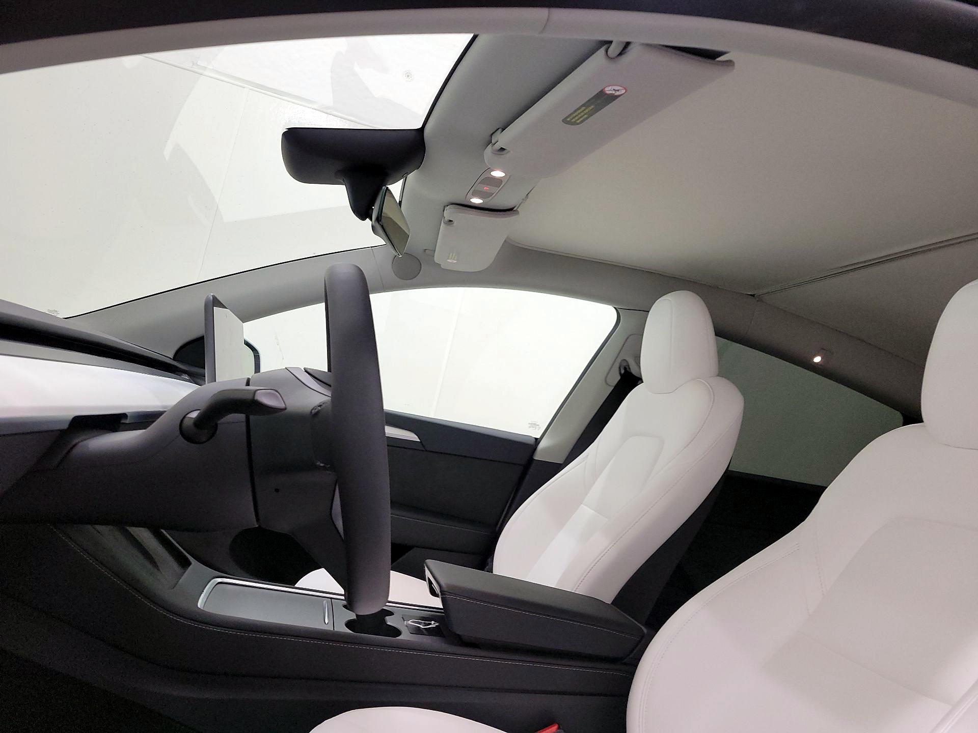 Thumbnail: 2024 Tesla Model Y - 19