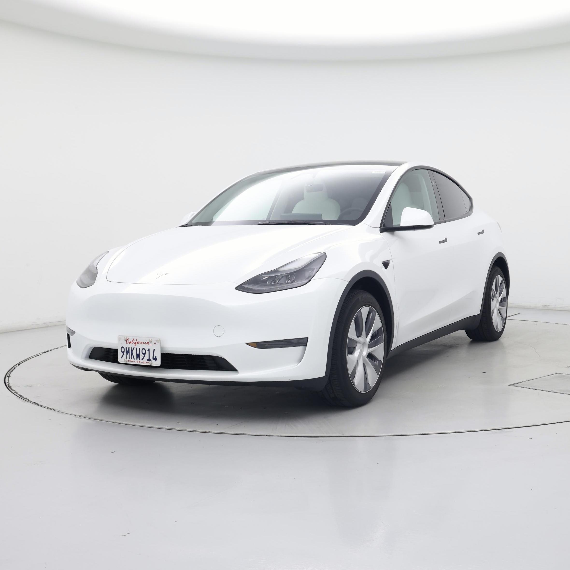 Thumbnail: 2024 Tesla Model Y - 4