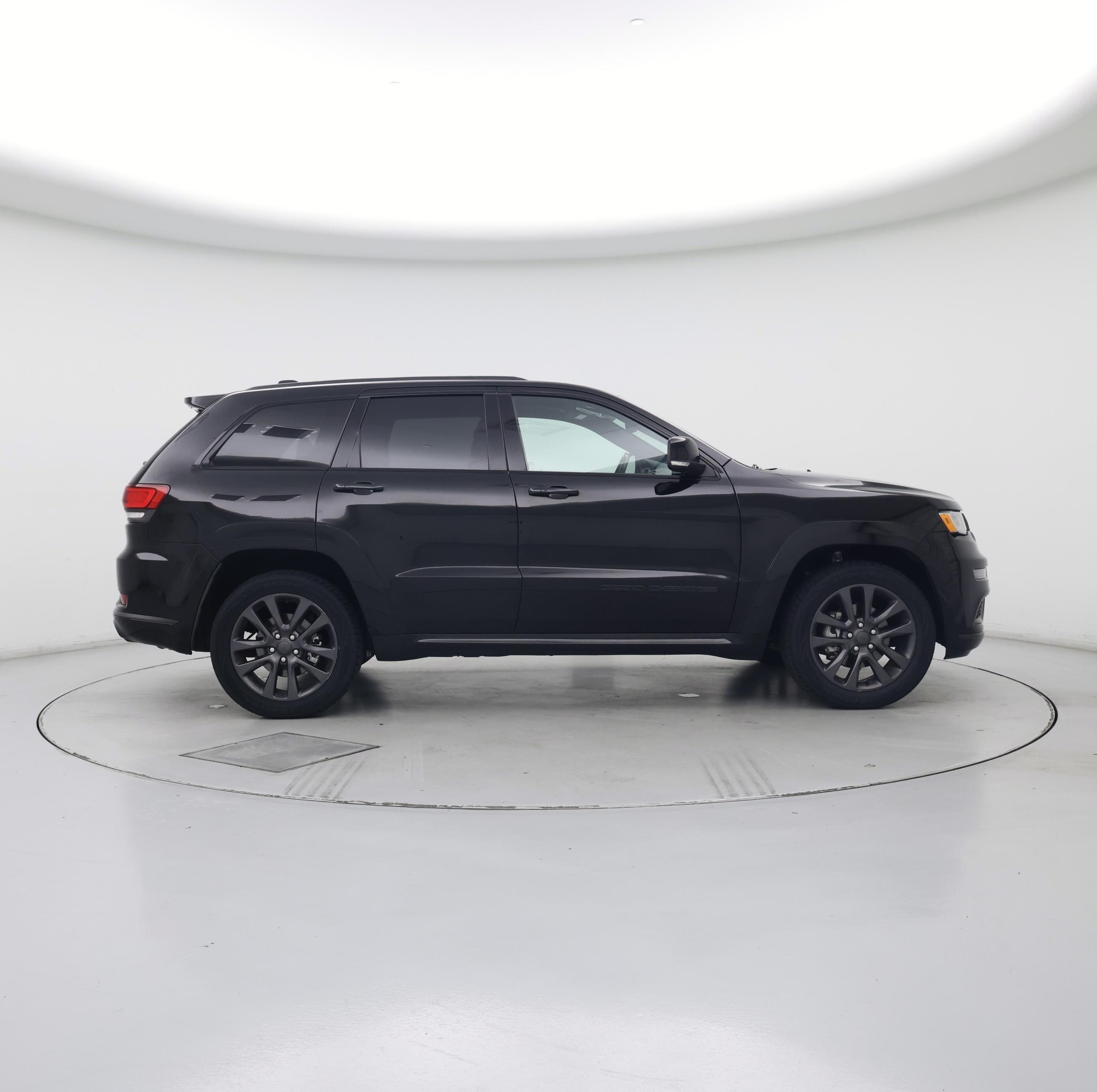 Thumbnail: 2019 Jeep Grand Cherokee - 7