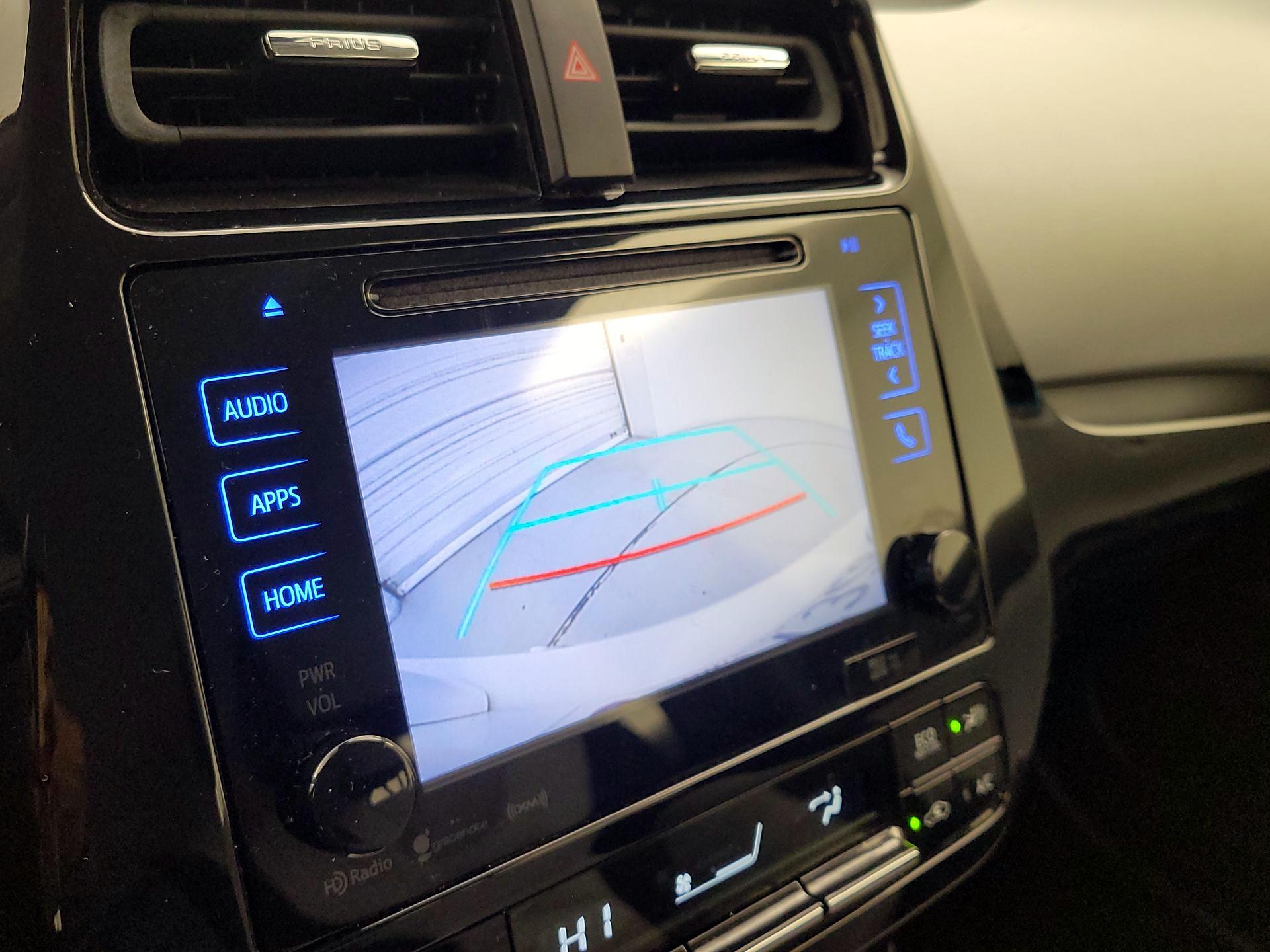 Thumbnail: 2017 Toyota Prius - 12